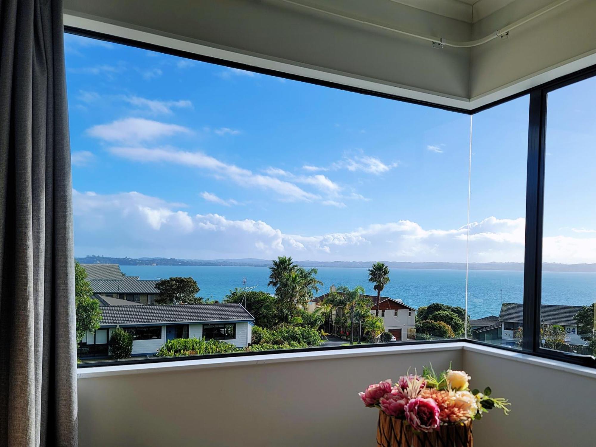 Sea View 5 Bedroom Holiday House Península de Península de Whangaparaoa Exterior foto
